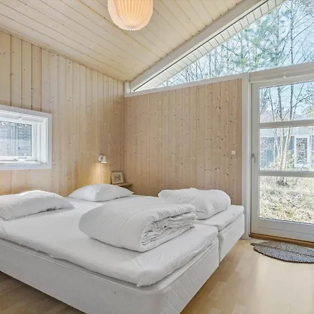 1402-aakirkeby-poseregardsvejen-7 Holiday home Vester Somarken